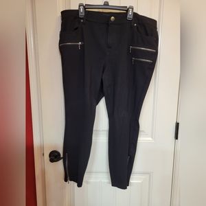 Torrid black pointe zip ankle pants